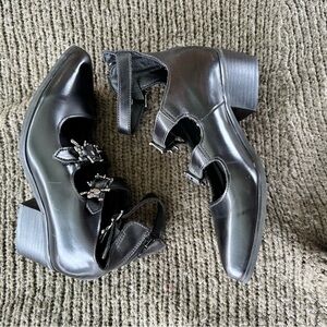 TUK Black Pointed Toe Women's Shoes